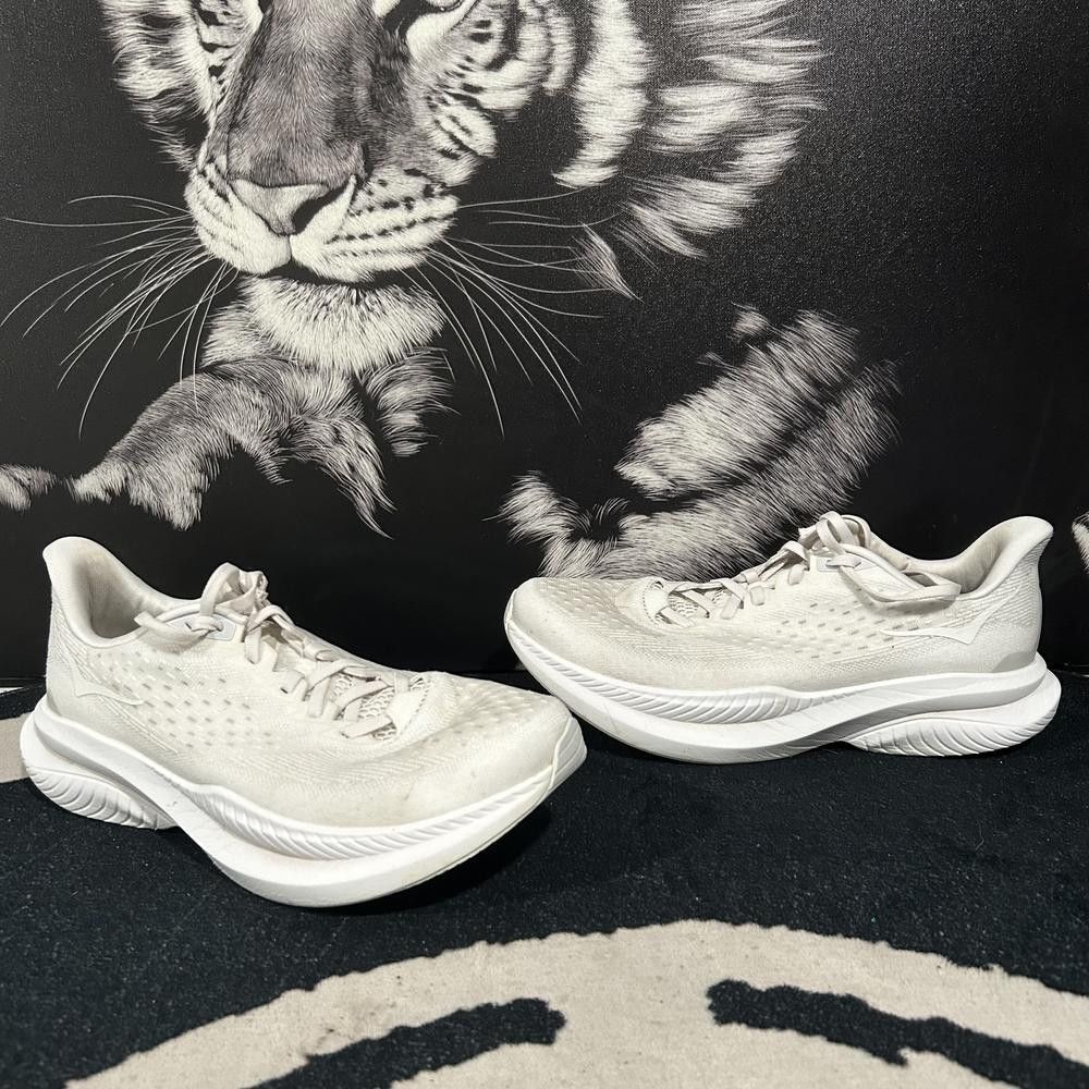 Hoka One One Mach 6 LA 1164032-WWH Athletic Sneaker Men's 10D White Jacquard